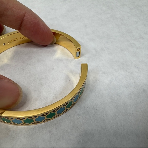 KATE SPADE Mint Condition Idiom Bangle Bracelet - WBRUE163 - Picture 6 of 8